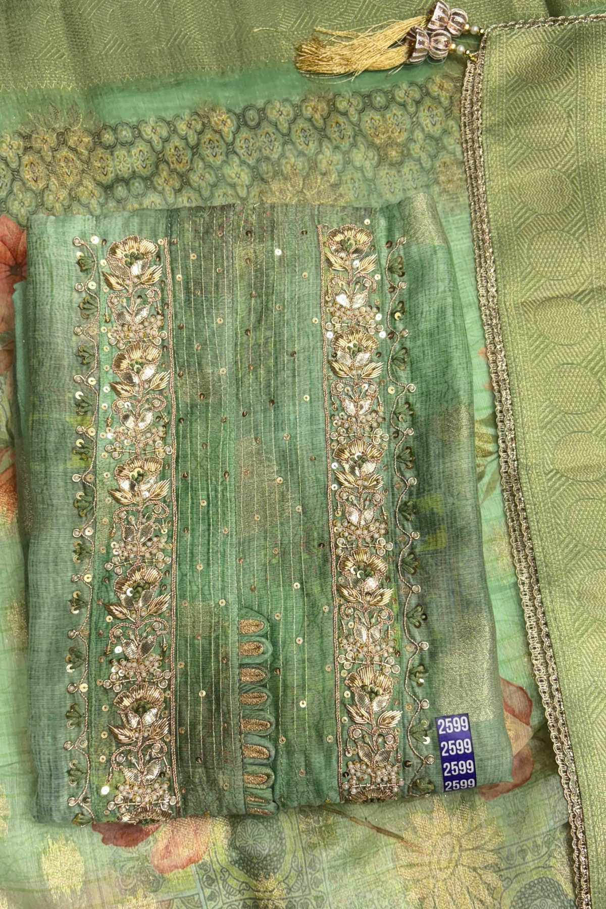 Floral Elegance Embroidered Unstitched Suit Set
